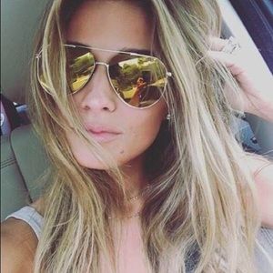 DIFF Jessie James Decker Dash Aviators